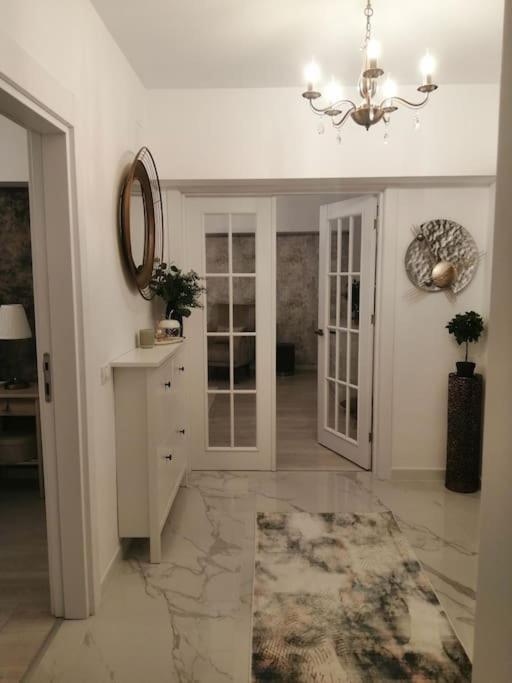 Apartmán Apartament Unirii Bukurešť Exteriér fotografie